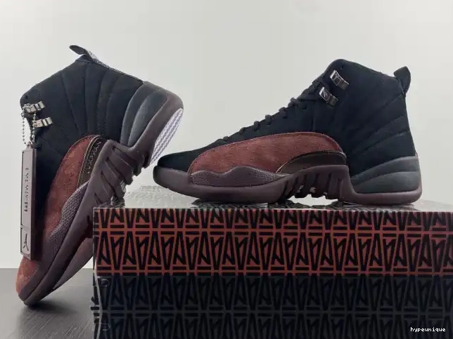 HYPE Jordan Black A Maniere 12 DV6989-001 Retro Ma 0510